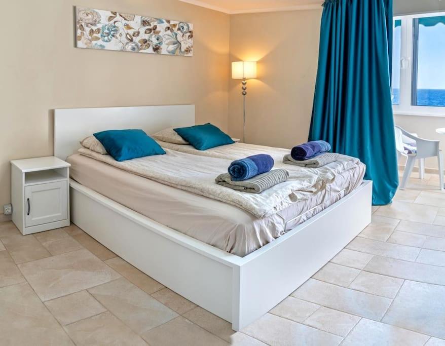 First Line Ocean View Studio Puerto de Santiago  Exterior photo
